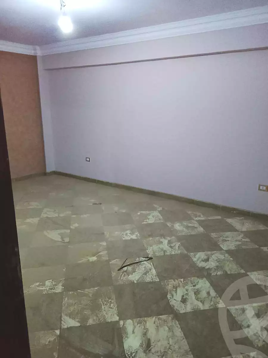 https://aqarmap.com.eg/ar/listing/6822358-for-sale-cairo-helwan-helwan-el-sharkeya-mostafa-safwat-st