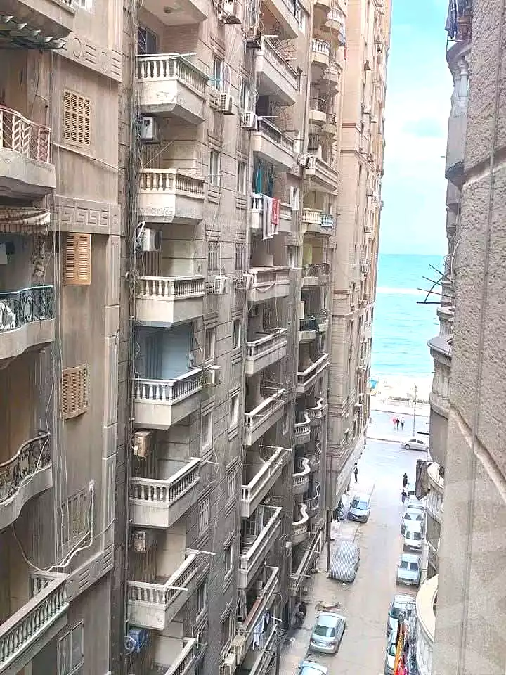 https://aqarmap.com.eg/ar/listing/6822396-for-sale-alexandria-el-mandara-alex-el-mandara-bahri
