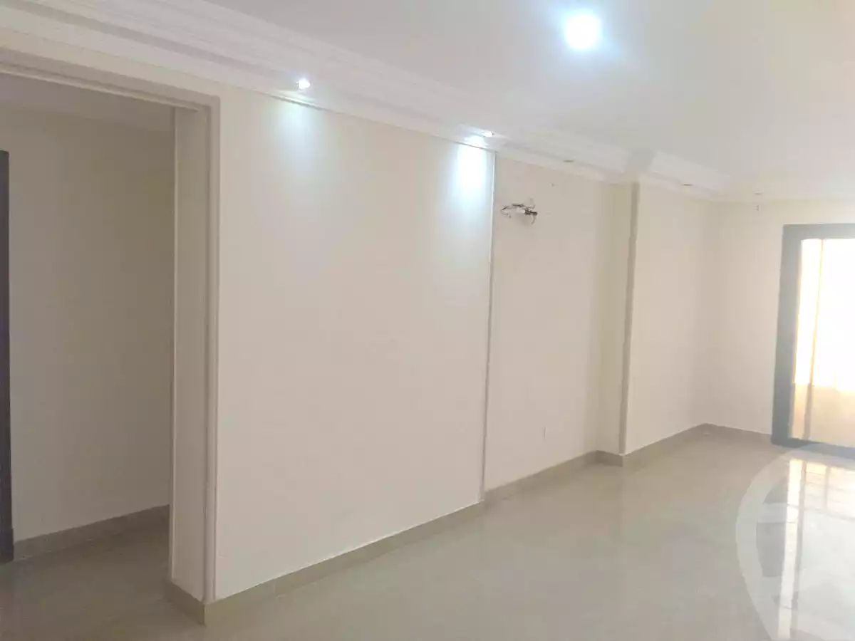 https://aqarmap.com.eg/ar/listing/6822407-for-rent-alexandria-miami-mahmoud-el-isawy-st