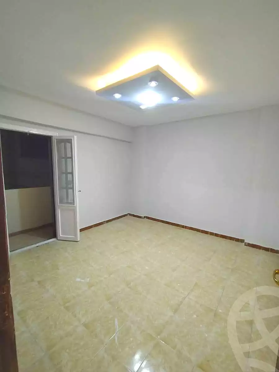 https://aqarmap.com.eg/en/listing/6822634-for-sale-alexandria-lsywf-el-falki
