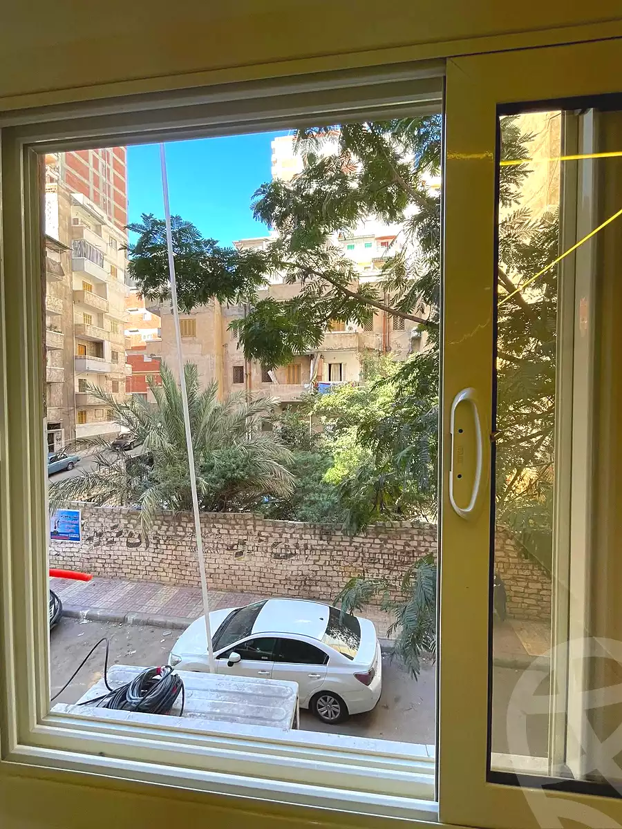https://aqarmap.com.eg/ar/listing/6822964-for-sale-alexandria-miami-abd-allah-shehata-st
