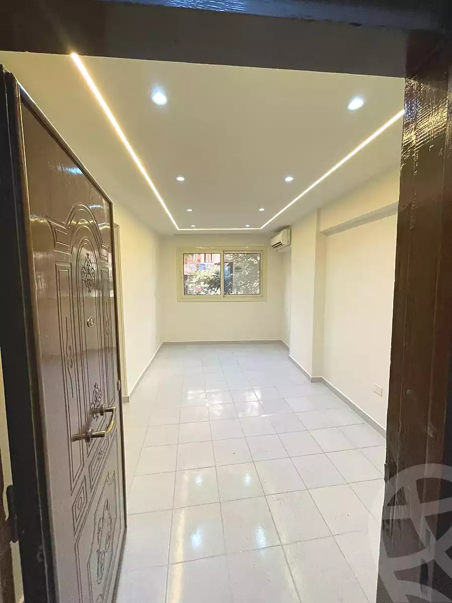 https://aqarmap.com.eg/ar/listing/6822964-for-sale-alexandria-miami-abd-allah-shehata-st