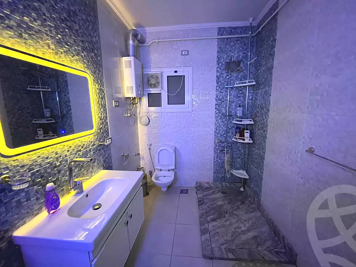 https://aqarmap.com.eg/ar/listing/6823529-for-rent-cairo-el-sheikh-zayed-city-el-hay-elthamen-area-4
