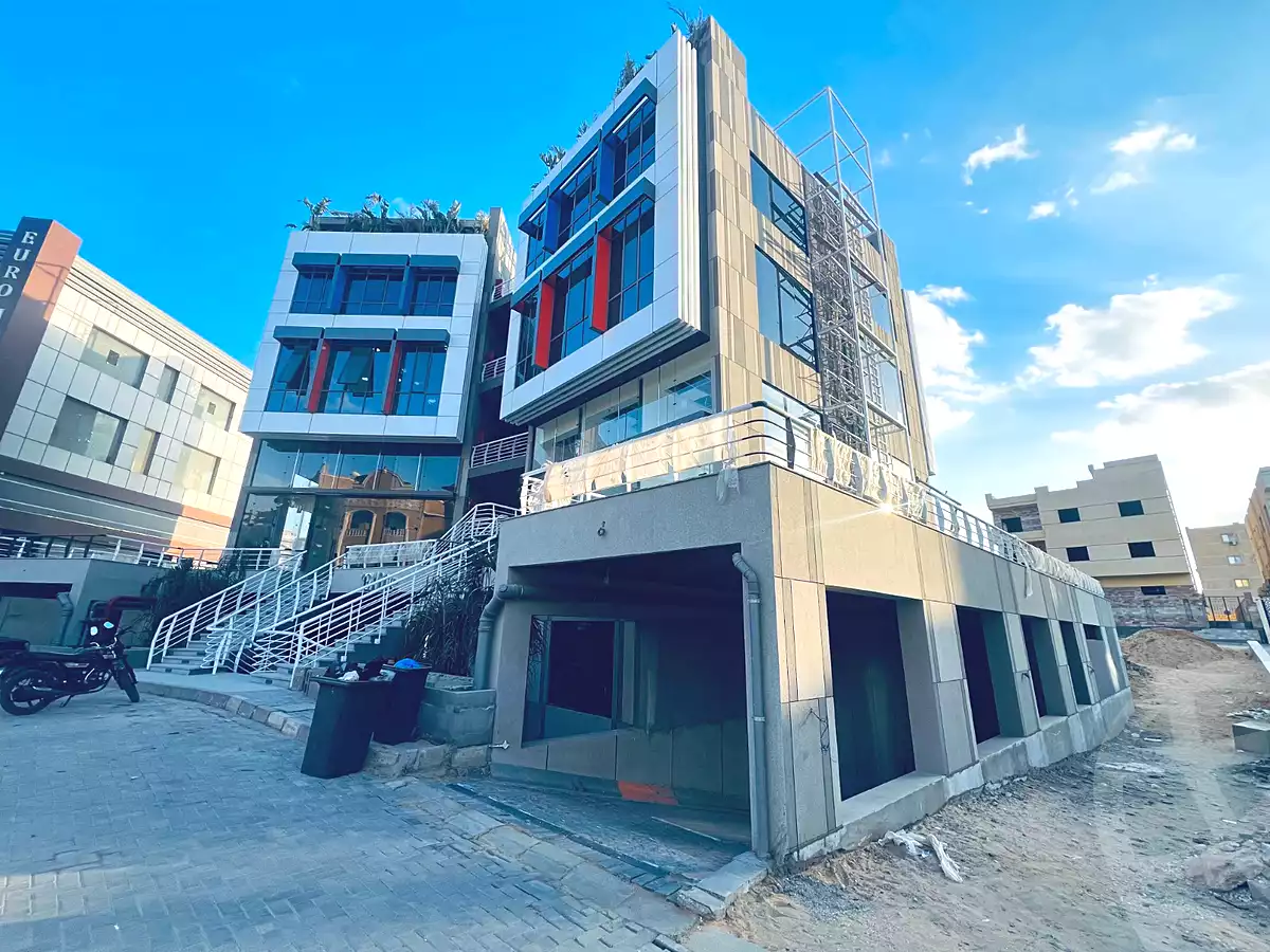 https://aqarmap.com.eg/ar/listing/6824225-for-rent-cairo-new-cairo-mohammed-nagib-axis-st
