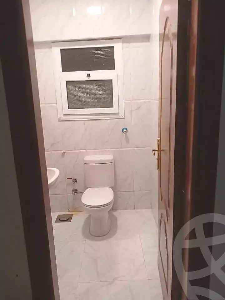 https://aqarmap.com.eg/ar/listing/6824334-for-rent-alexandria-glim