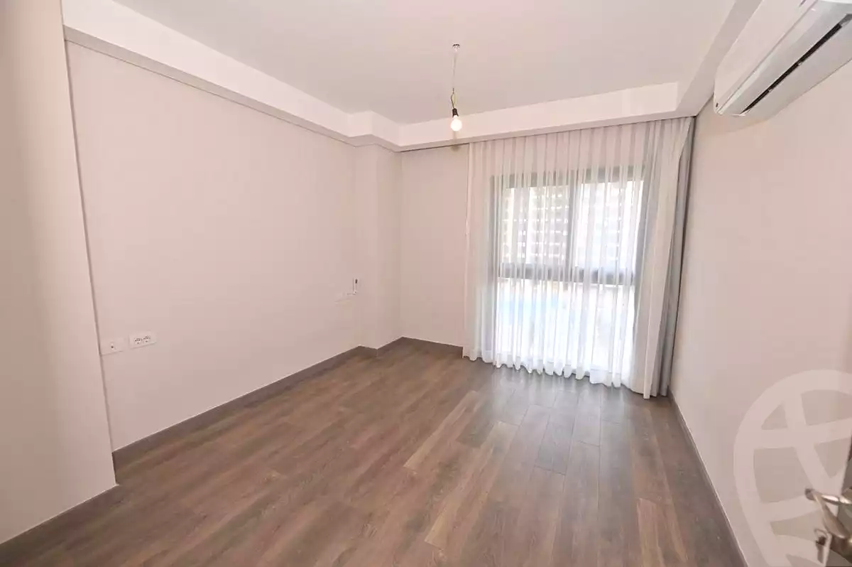 https://aqarmap.com.eg/ar/listing/6824839-for-rent-cairo-el-sheikh-zayed-city-compounds-zyd-wr-llttwyr-park-towers-zed-el-sheikh-zayed-compound