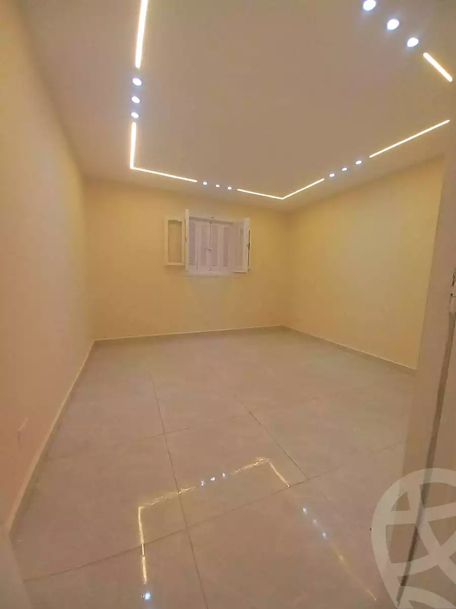 https://aqarmap.com.eg/ar/listing/6825396-for-sale-alexandria-sydy-bshr-sydy-bshr-bhry-ibrahim-el-sayed-st
