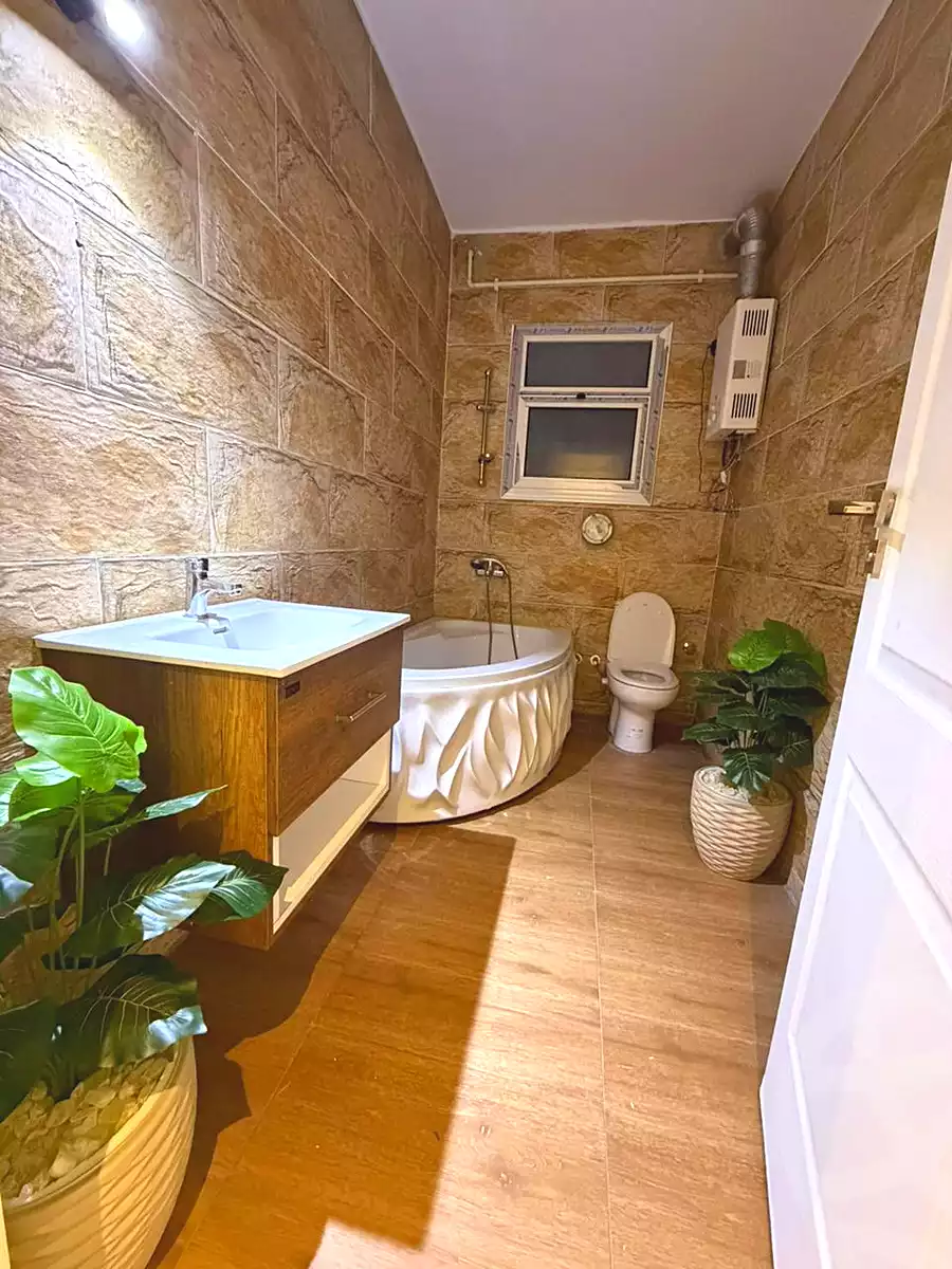 https://aqarmap.com.eg/ar/listing/6825461-for-rent-cairo-el-sheikh-zayed-city-compounds-continental-residence