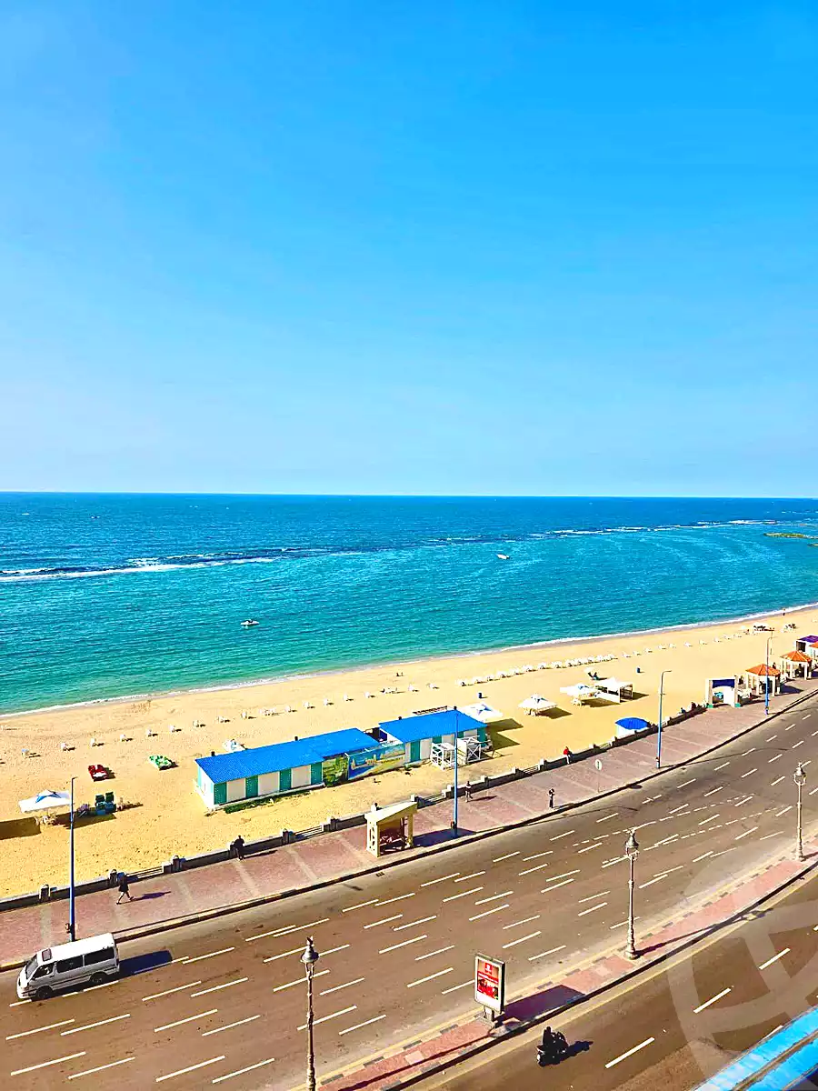 https://aqarmap.com.eg/ar/listing/6825702-for-sale-alexandria-el-asafra-l-sfr-bhry-el-geish-rd