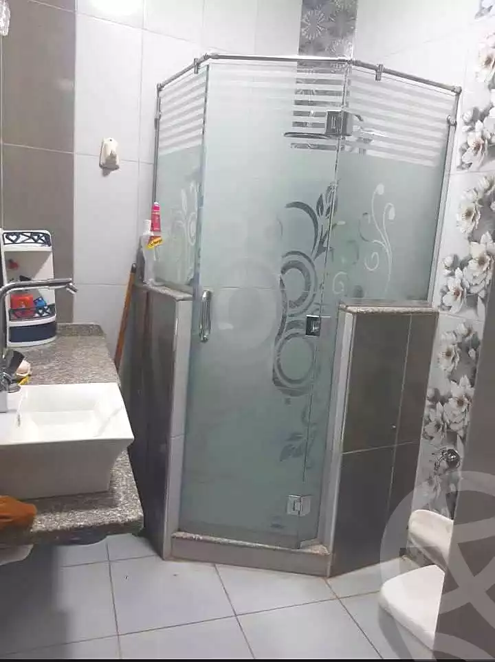 https://aqarmap.com.eg/ar/listing/6826594-for-sale-alexandria-moharram-bey-ibn-ghaleb-st