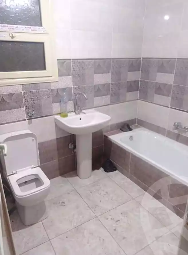 https://aqarmap.com.eg/en/listing/6827083-for-rent-alexandria-l-jmy-lbytsh-el-hay-st