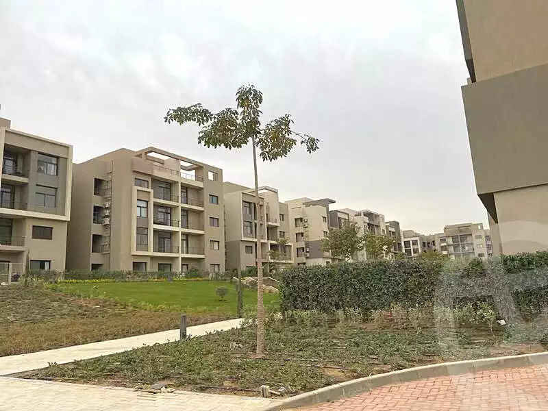 https://aqarmap.com.eg/en/listing/6827387-for-sale-cairo-new-cairo-compounds-fifth-square
