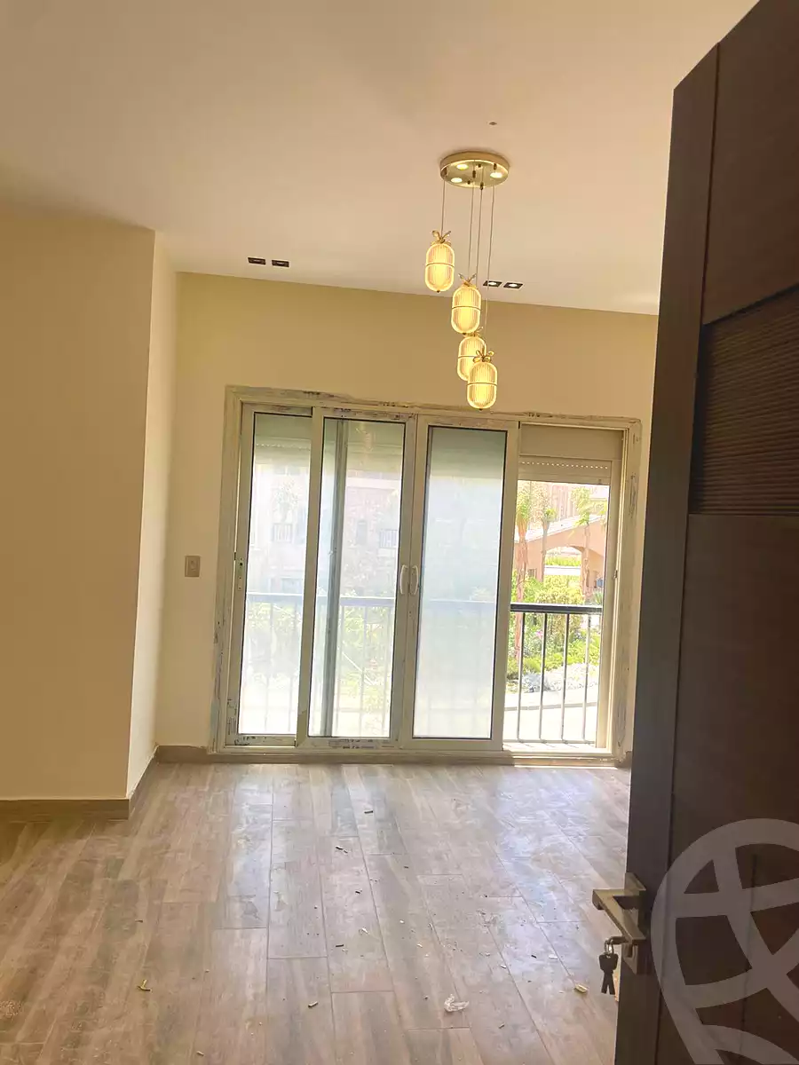 https://aqarmap.com.eg/ar/listing/6827413-for-sale-cairo-new-cairo-lmstqbl-syty-compounds-green-square