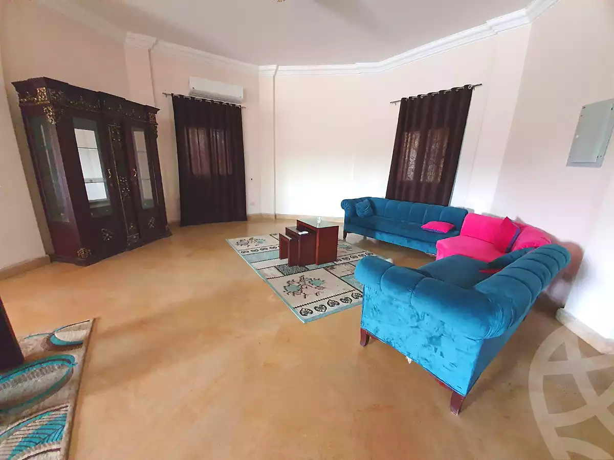 https://aqarmap.com.eg/ar/listing/6827459-for-rent-cairo-6th-of-october-tryq-wsl-dhshwr