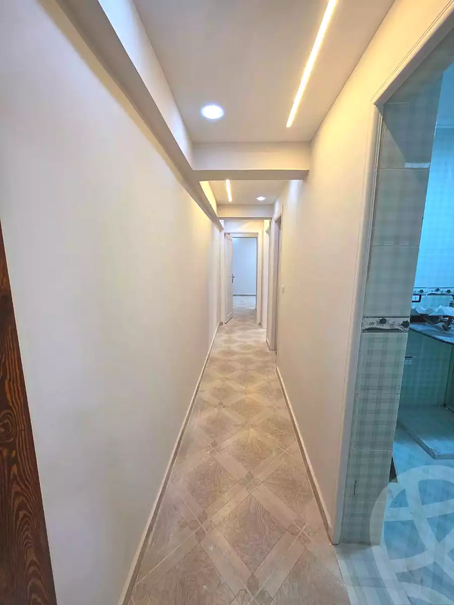 https://aqarmap.com.eg/ar/listing/6827517-for-sale-alexandria-miami-shr-jml-bd-lnsr