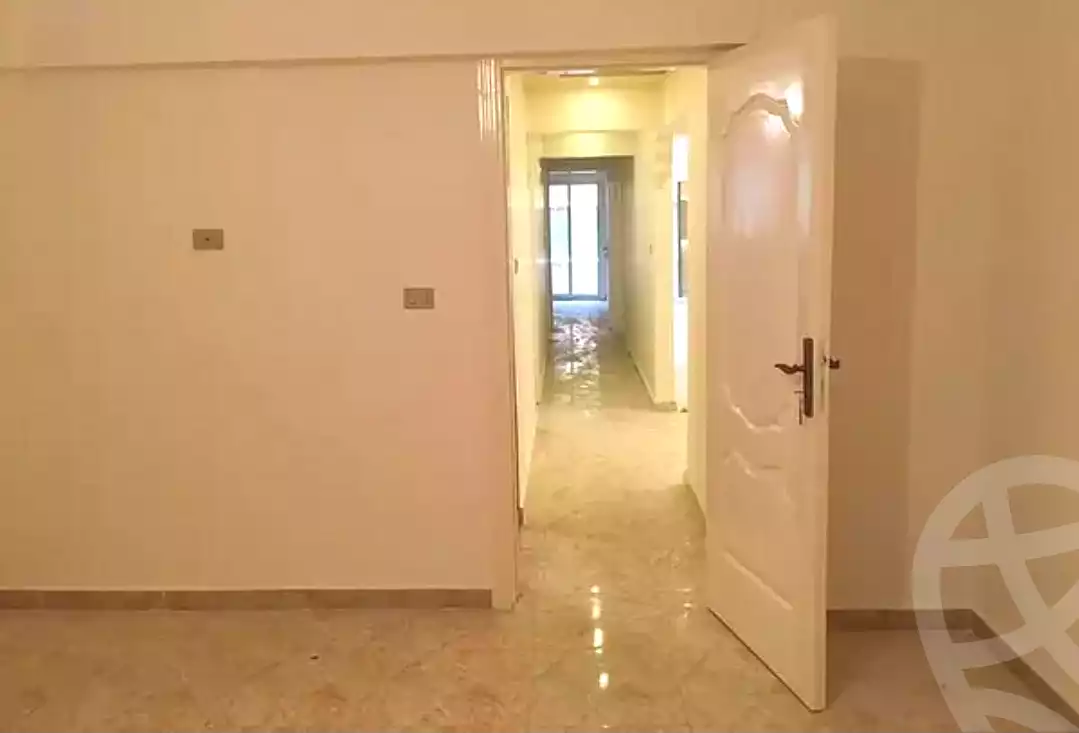 https://aqarmap.com.eg/ar/listing/6827650-for-sale-alexandria-el-asafra-l-sfr-bhry