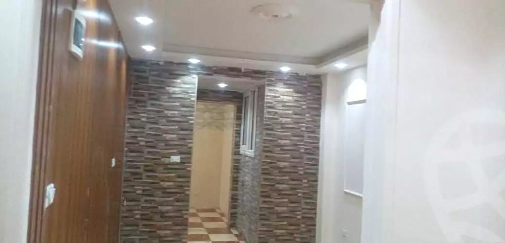 https://aqarmap.com.eg/ar/listing/6827957-for-sale-alexandria-bolekly
