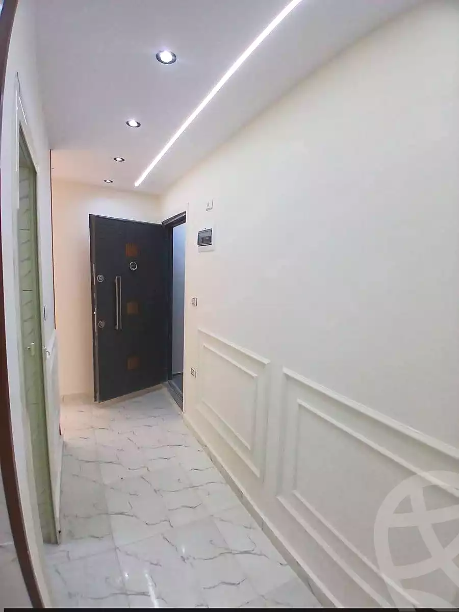 https://aqarmap.com.eg/ar/listing/6828501-for-sale-alexandria-l-jmy-lbytsh-ain-shams-st