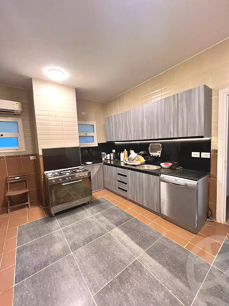 https://aqarmap.com.eg/ar/listing/6828549-for-sale-cairo-new-cairo-madinaty-lmntq-lwl-fylt-talaat-mostafa-rd