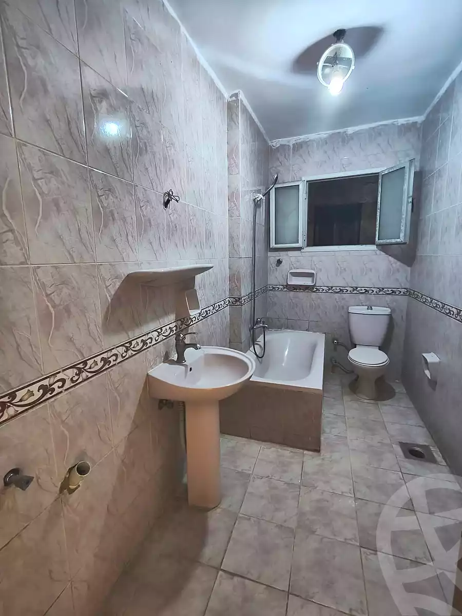 https://aqarmap.com.eg/en/listing/6828594-for-sale-alexandria-miami-khld-bn-lwlyd