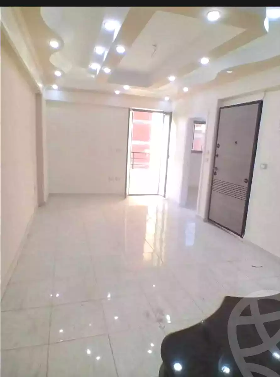 https://aqarmap.com.eg/ar/listing/6828845-for-sale-alexandria-sydy-bshr-sydy-bshr-bhry-khalil-hamada-st