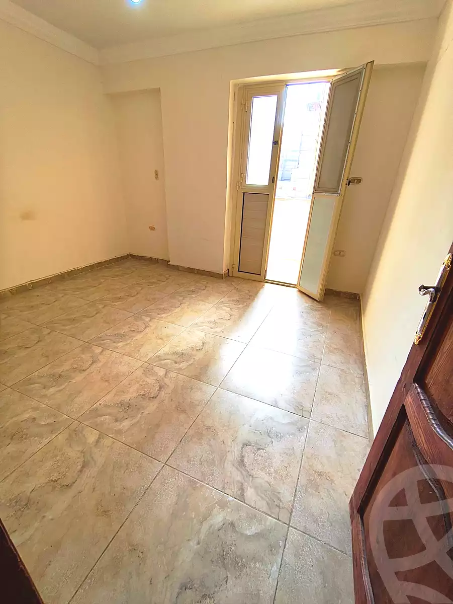 https://aqarmap.com.eg/ar/listing/6829555-for-rent-alexandria-el-mandara-branched-from-al-sokari-st