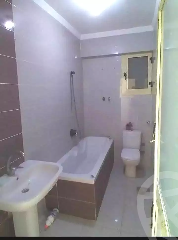 https://aqarmap.com.eg/ar/listing/6829638-for-sale-alexandria-sydy-bshr-sydy-bshr-bhry-khalil-hamada-st