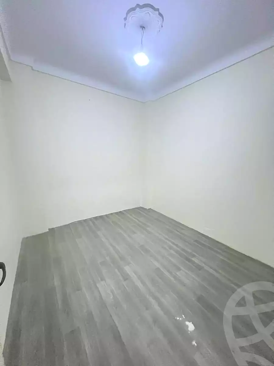 https://aqarmap.com.eg/ar/listing/6829747-for-sale-alexandria-lsywf-el-falki