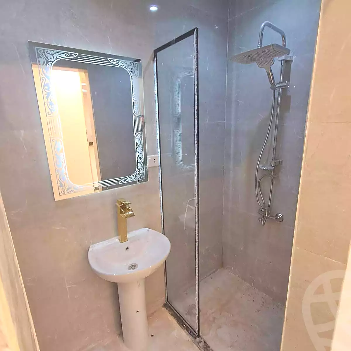 https://aqarmap.com.eg/ar/listing/6829778-for-sale-alexandria-l-jmy-lbytsh-bianchiii