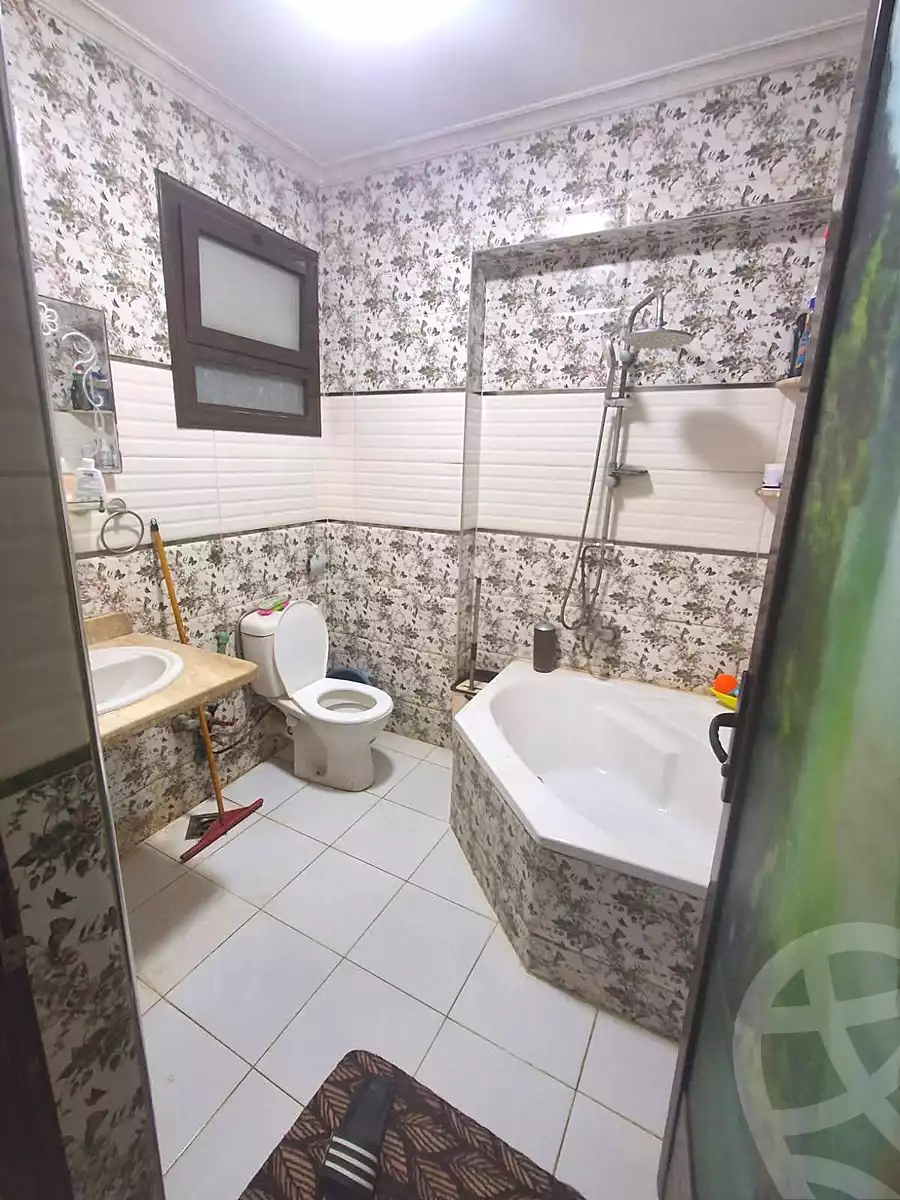 https://aqarmap.com.eg/en/listing/6829802-for-sale-alexandria-l-jmy-lbytsh-el-hanafeya-st