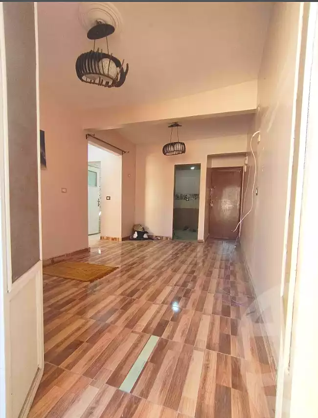 https://aqarmap.com.eg/ar/listing/6829796-for-sale-alexandria-l-jmy-lbytsh-al-andalous-wa-al-hgaz-st
