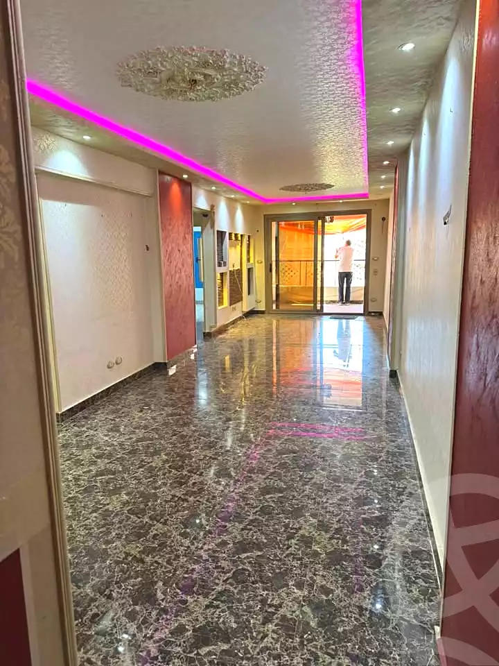 https://aqarmap.com.eg/ar/listing/6829808-for-sale-alexandria-l-jmy-lbytsh-bianchiii