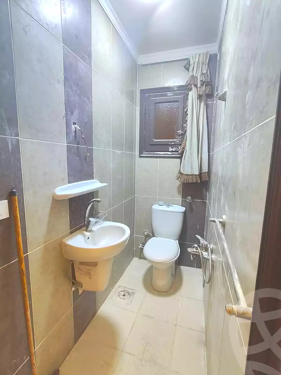 https://aqarmap.com.eg/ar/listing/6829826-for-sale-alexandria-sydy-bshr-sydy-bshr-bhry-gamal-abd-el-nasir-st