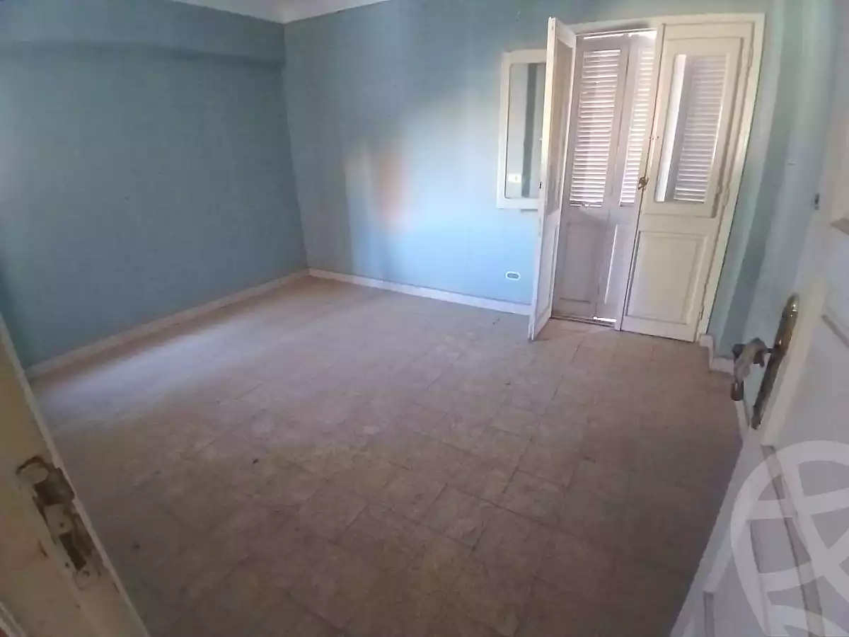 https://aqarmap.com.eg/ar/listing/6830047-for-sale-alexandria-l-jmy-lbytsh-el-hay-st
