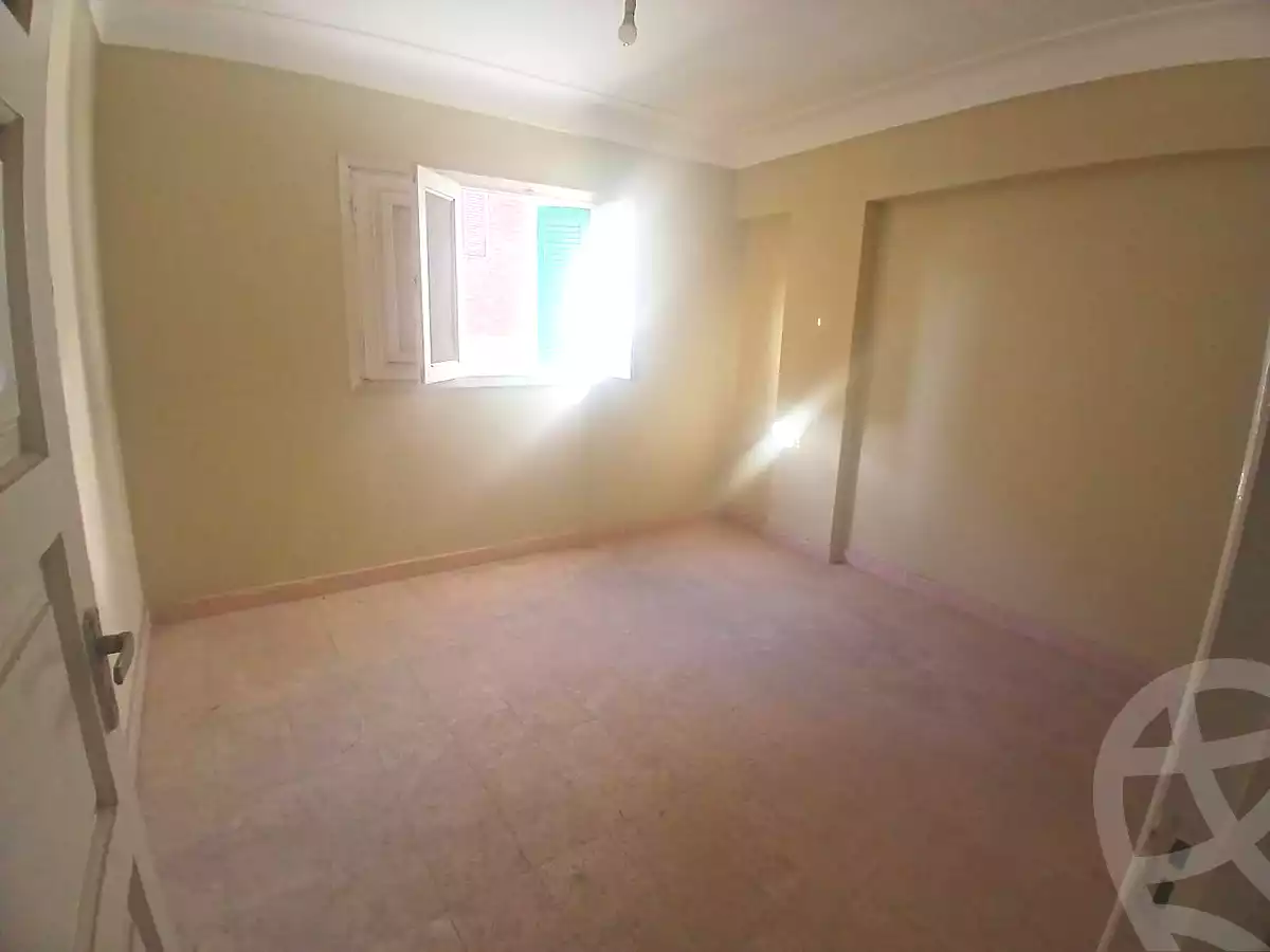 https://aqarmap.com.eg/ar/listing/6830047-for-sale-alexandria-l-jmy-lbytsh-el-hay-st