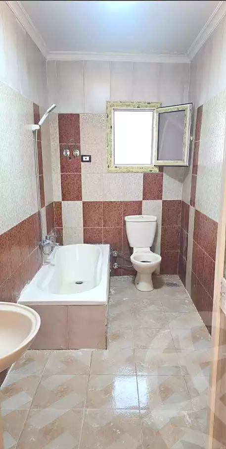 https://aqarmap.com.eg/en/listing/6830662-for-sale-alexandria-lsywf-el-falki
