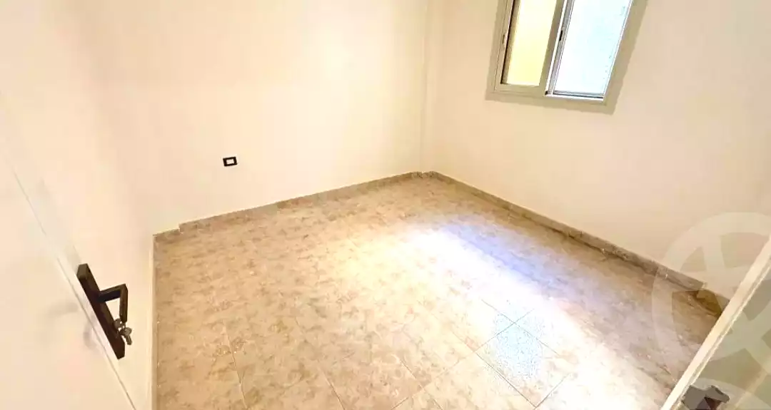 https://aqarmap.com.eg/ar/listing/6830805-for-rent-alexandria-ganaklis