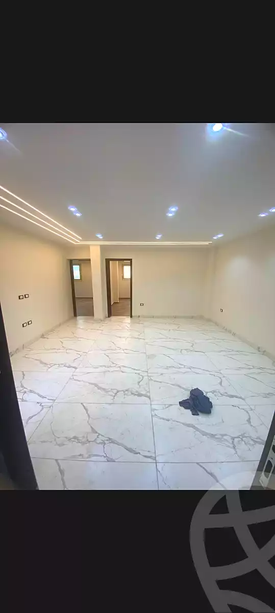 https://aqarmap.com.eg/en/listing/6830900-for-sale-cairo-6th-of-october-el-ahyaa-neighborhood-3rd-street-7