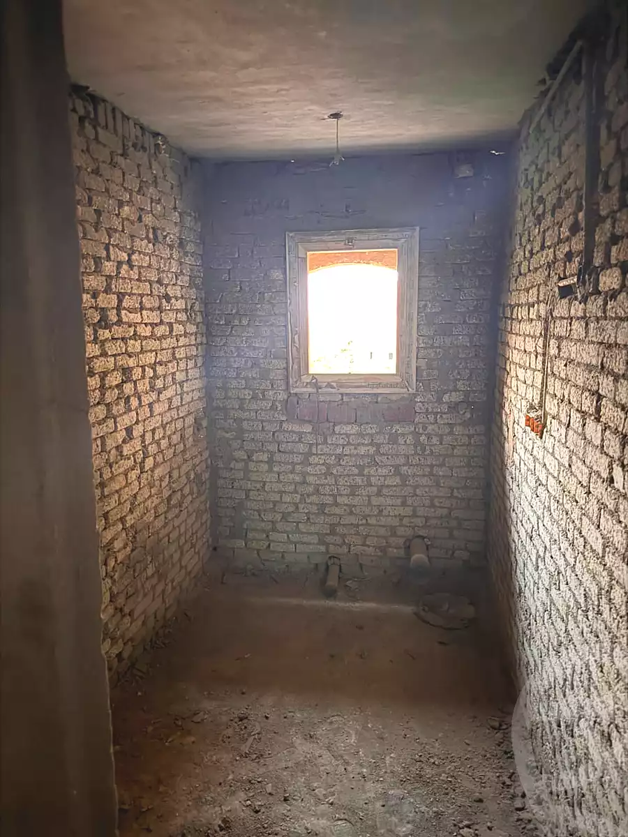 https://aqarmap.com.eg/ar/listing/6830912-for-sale-cairo-el-sheikh-zayed-city-compounds-el-khamayel