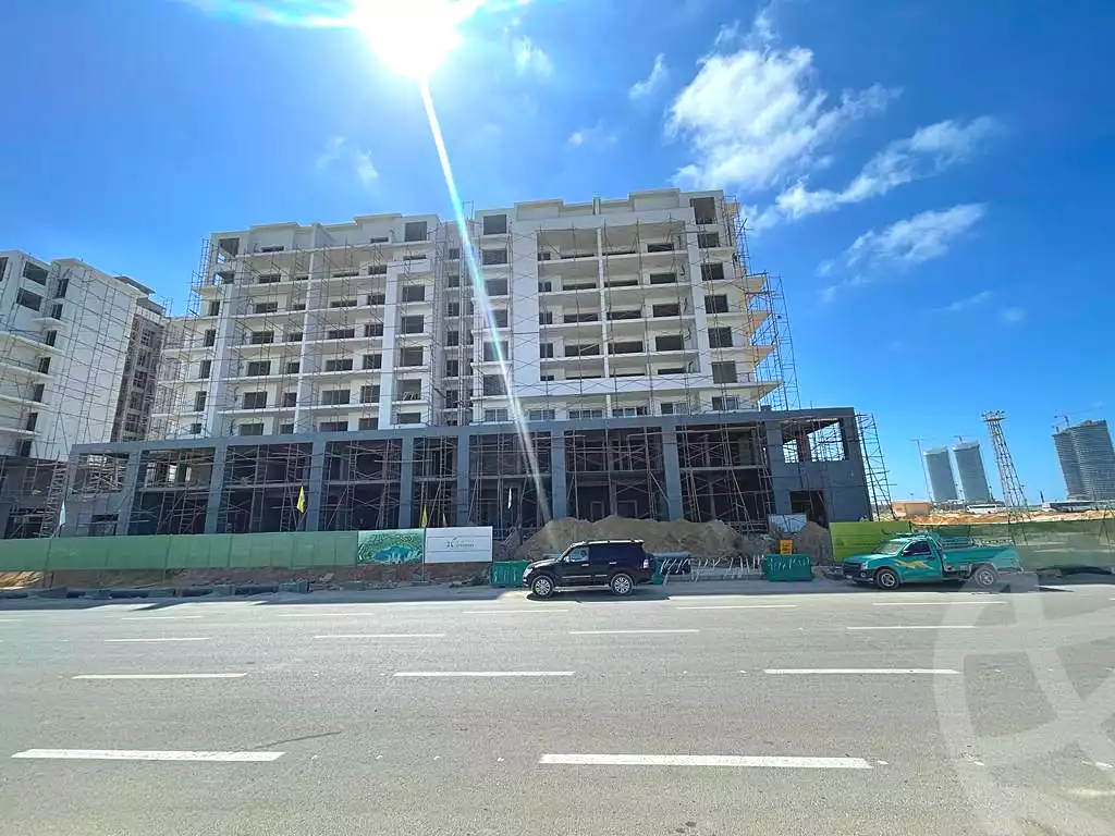 https://aqarmap.com.eg/ar/listing/6830976-for-sale-north-coast-new-alamein-mntj-t-l-lmyn-ljdyd-kmbwnd-mzryn