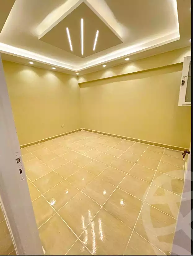 https://aqarmap.com.eg/ar/listing/6831055-for-sale-alexandria-sydy-bshr-sydy-bshr-bhry-gamal-abd-el-nasir-st