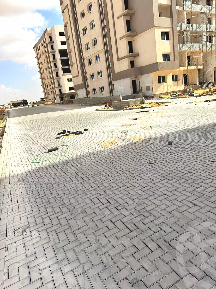 https://aqarmap.com.eg/ar/listing/6831071-for-sale-cairo-new-administrative-capital-mntq-lmstthmryn-kmbwnd-kbytl-hyts-2-lsfw-l-qry