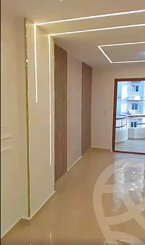 https://aqarmap.com.eg/ar/listing/6831073-for-sale-alexandria-sydy-bshr-sydy-bshr-bhry-shr-mhmwd-l-yswy