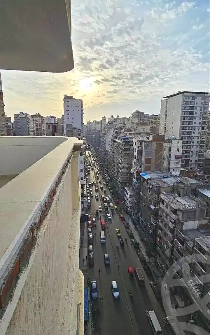 https://aqarmap.com.eg/ar/listing/6831393-for-sale-alexandria-sydy-bshr-sydy-bshr-bhry-gamal-abd-el-nasir-st