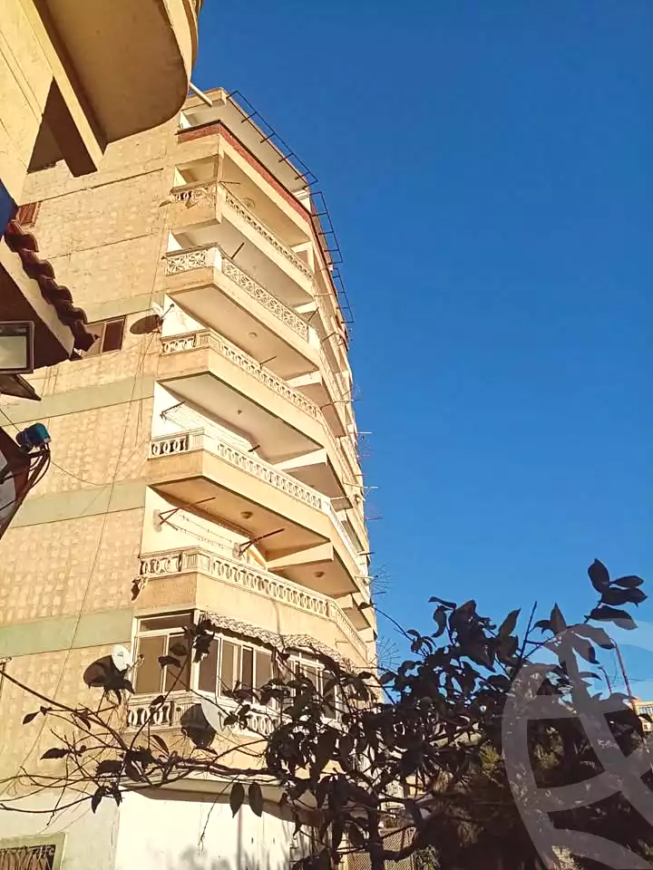 https://aqarmap.com.eg/en/listing/6831715-for-sale-alexandria-l-jmy-el-hanouvel-al-asdakaa-st