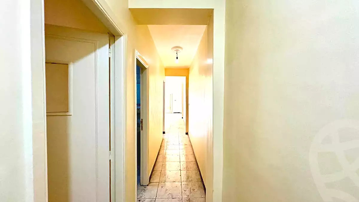 https://aqarmap.com.eg/ar/listing/6831791-for-rent-alexandria-ganaklis