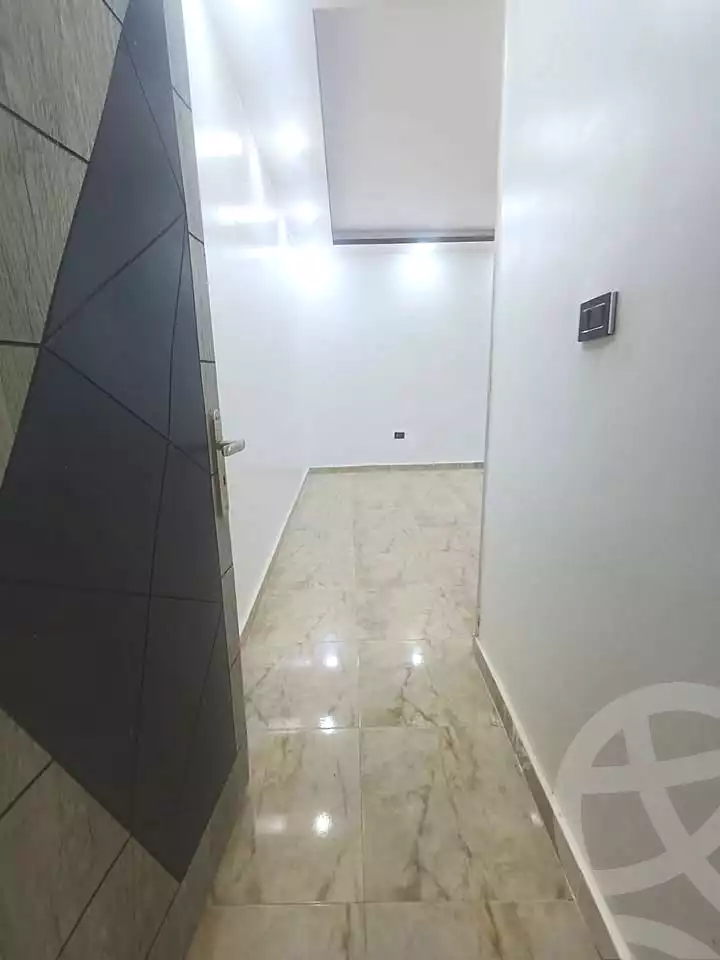 https://aqarmap.com.eg/ar/listing/6831810-for-sale-alexandria-l-jmy-lbytsh-bianchiii