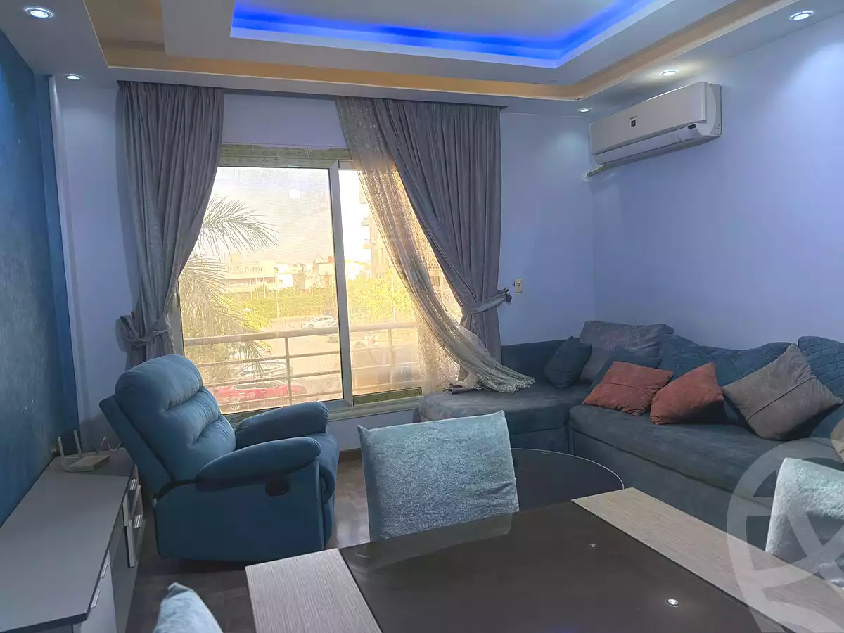 https://aqarmap.com.eg/ar/listing/6831912-for-sale-cairo-el-sheikh-zayed-city-mntq-fr-y-bmdyn-lshykh-zyd