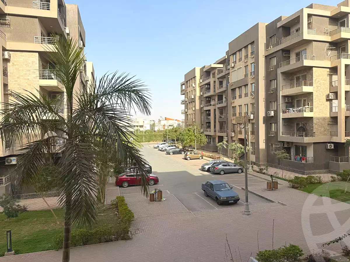https://aqarmap.com.eg/ar/listing/6831912-for-sale-cairo-el-sheikh-zayed-city-mntq-fr-y-bmdyn-lshykh-zyd