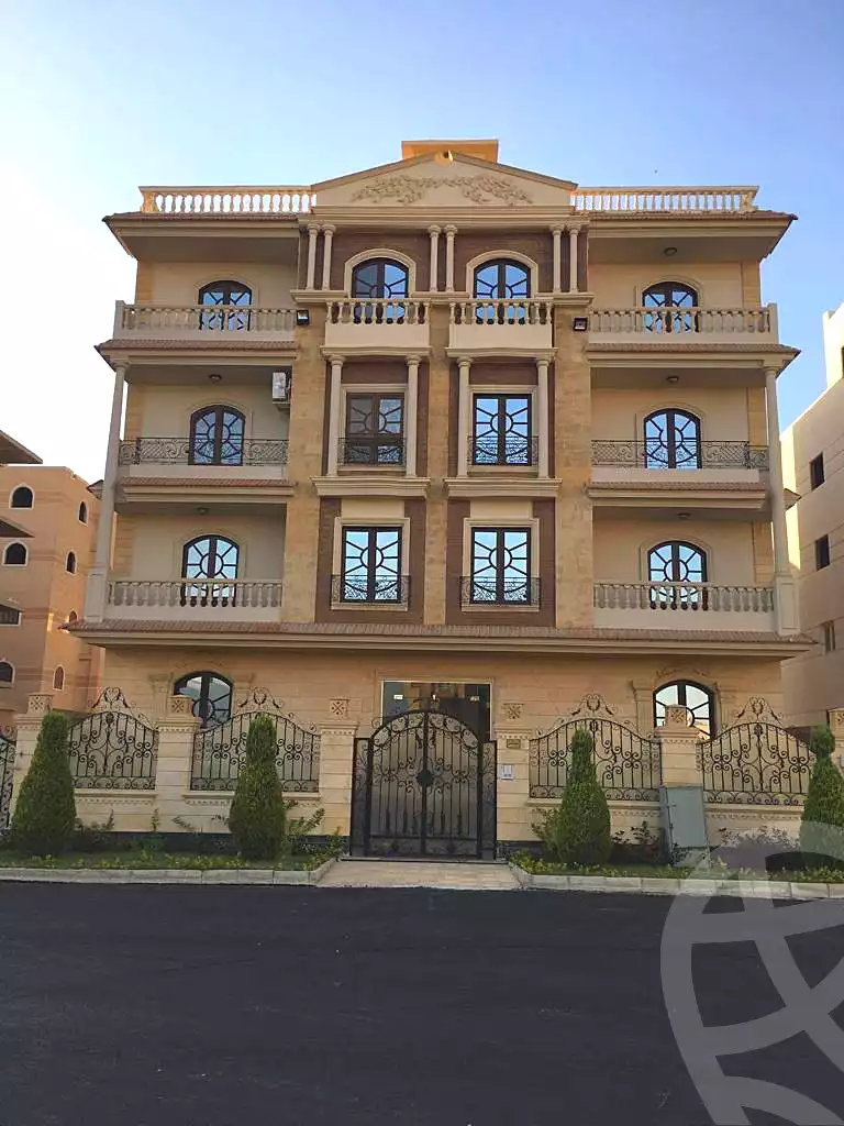 https://aqarmap.com.eg/en/listing/6832000-for-sale-cairo-el-sheikh-zayed-city-el-hay-elsades-ashaer